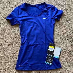 Nike top
